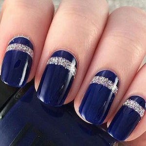 Nail art septembre saphir