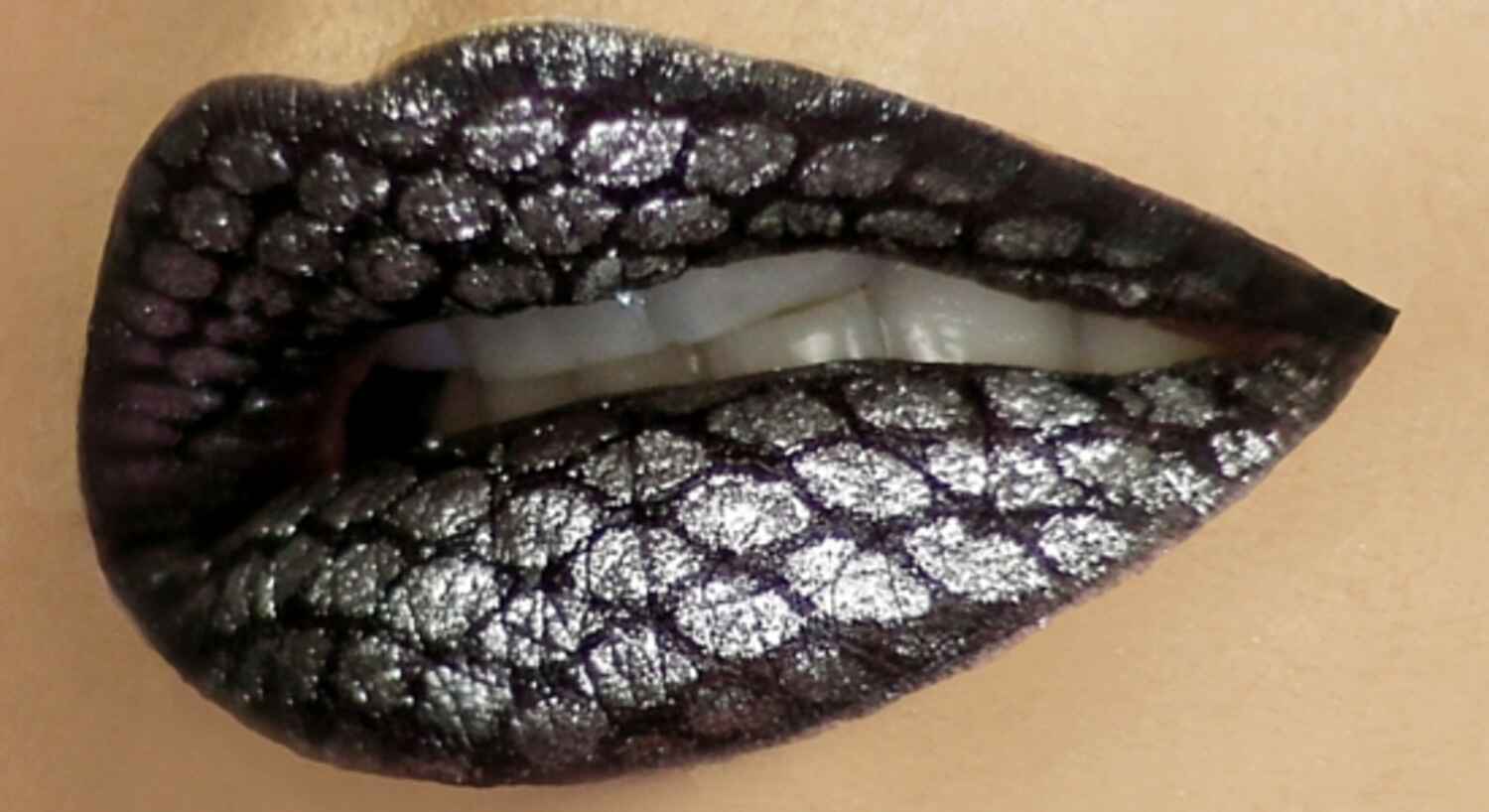 le résultat d'un snake lips réussit